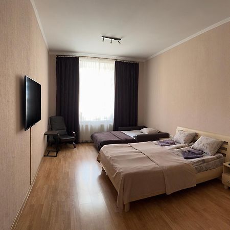 Апартаменти На Гнатюка 17 Lviv Exterior foto